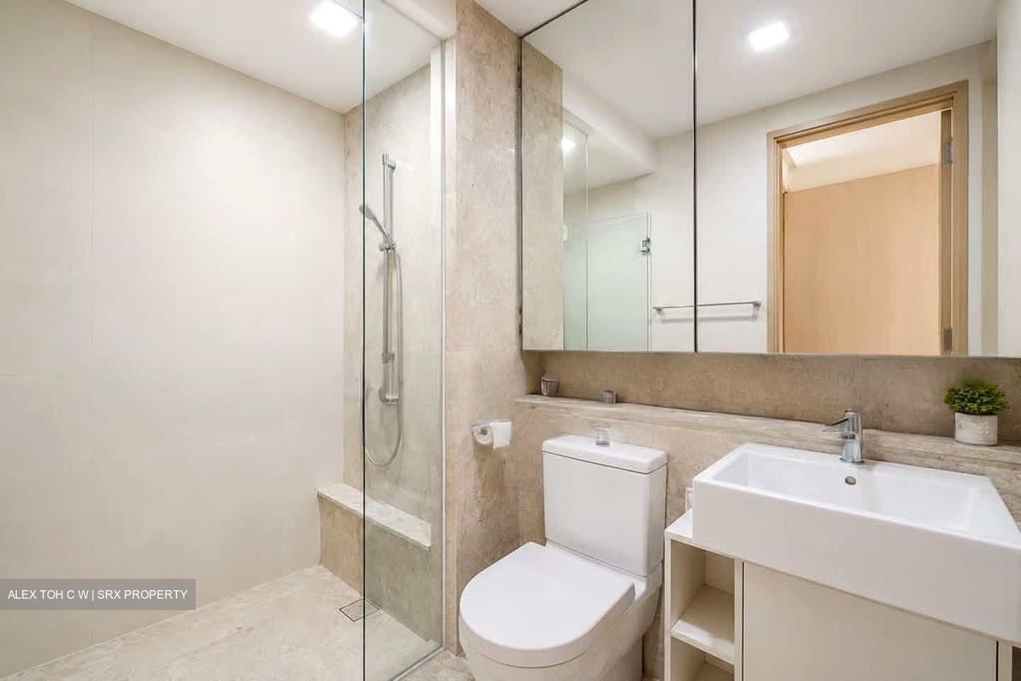 The Azure (D4), Condominium #587754351